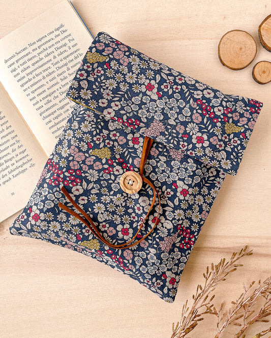 Adjustable cotton book sleeve with blue flowers